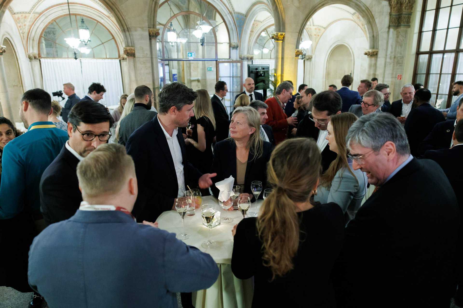 FlyPharma Amsterdam 2025 Early Bird Offer Ends in less than 2 weeks!